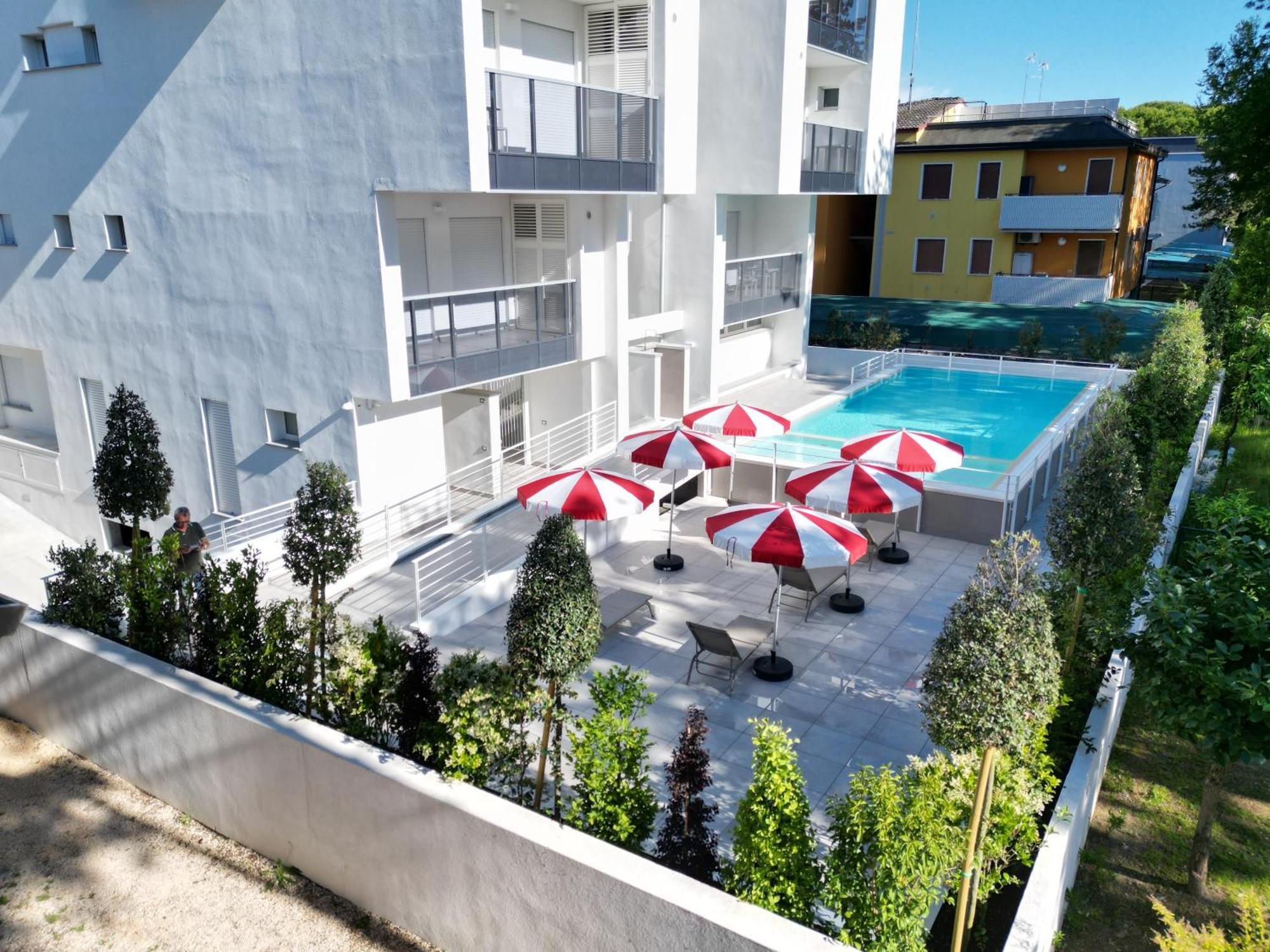 Nuovo Condominio Con Piscina E Garage Bibione Kültér fotó