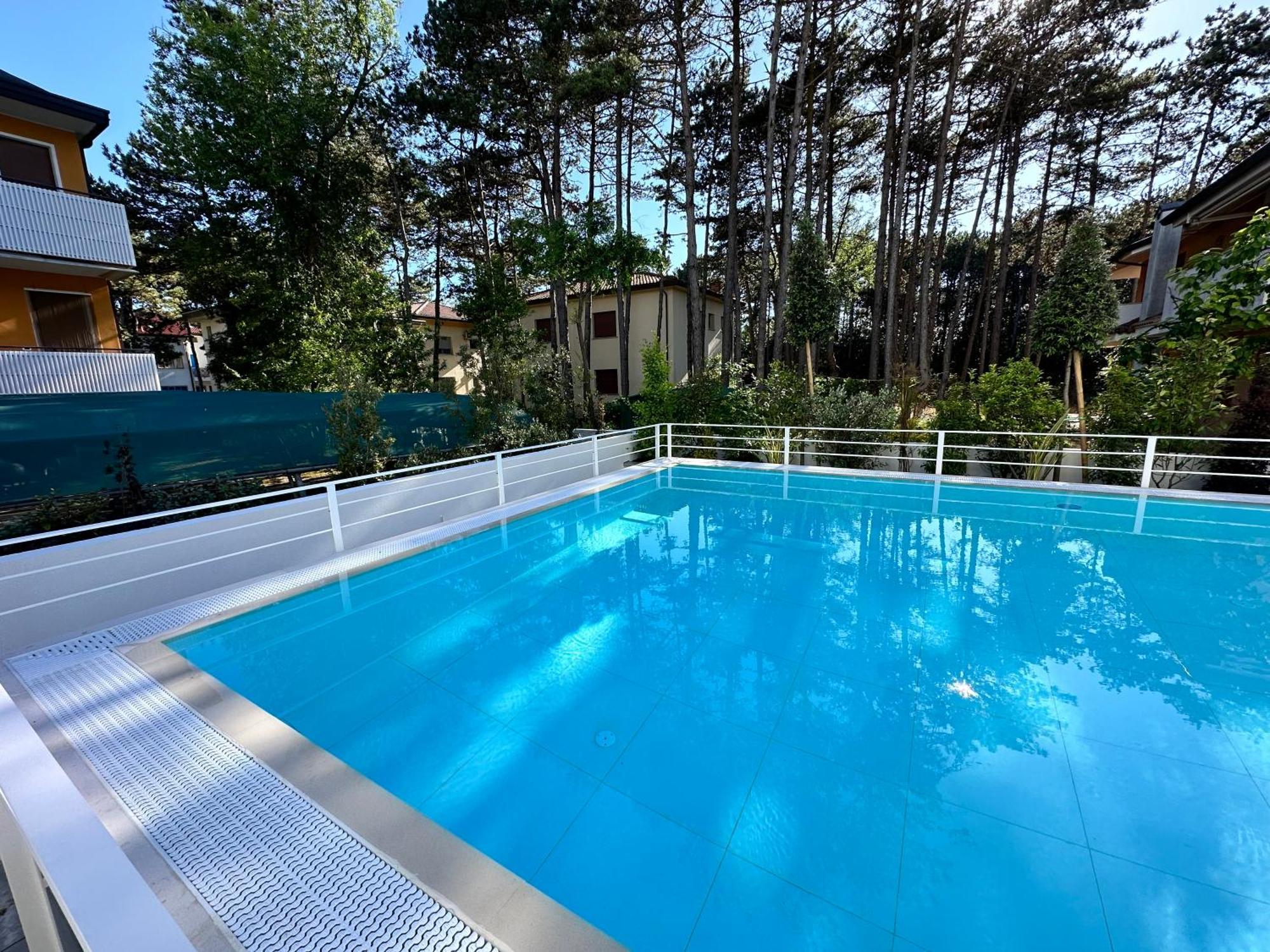 Nuovo Condominio Con Piscina E Garage Bibione Kültér fotó